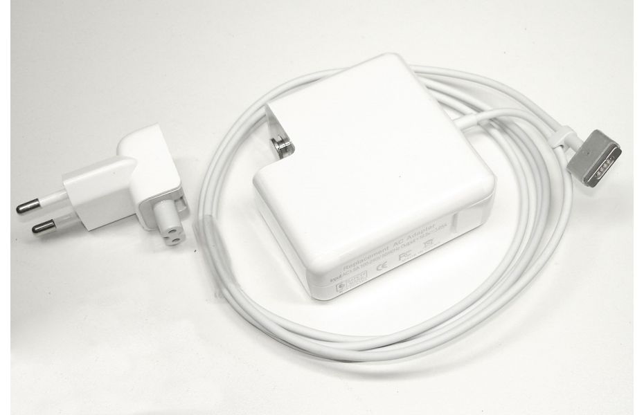 

Блок питания NoBrand для ноутбука MacBook Air (13-inch, Early 2014), Черный