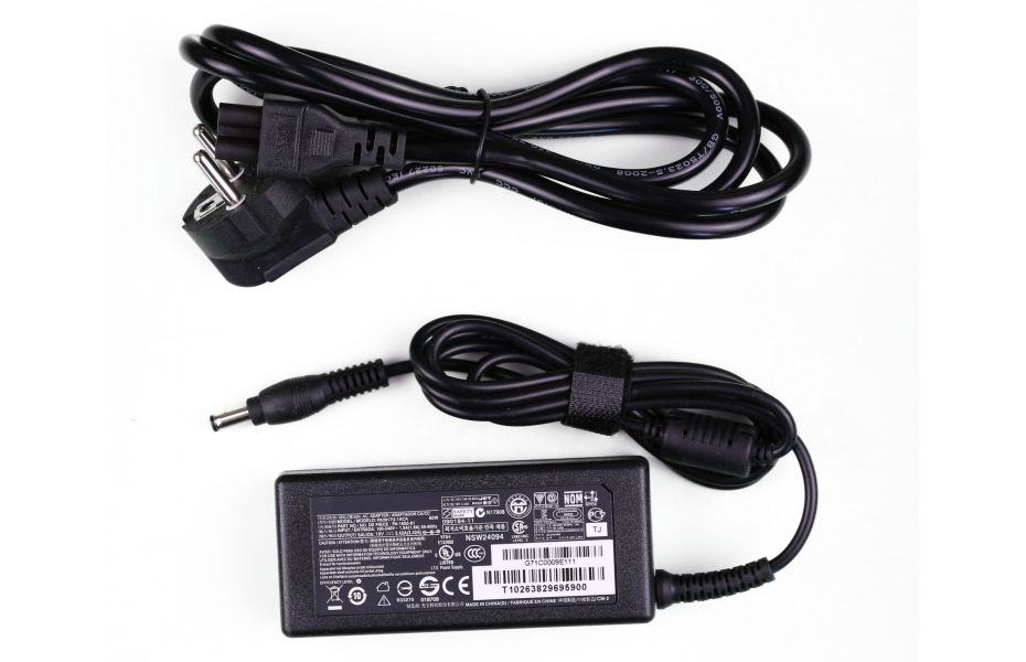 

Блок питания NoBrand для ноутбука Toshiba Mini NB105, Черный
