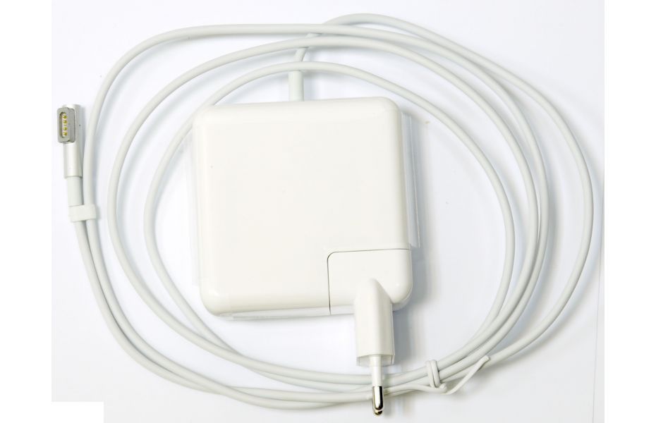 

Блок питания NoBrand для ноутбука Apple 18.5V 4.6A Magsafe, Черный