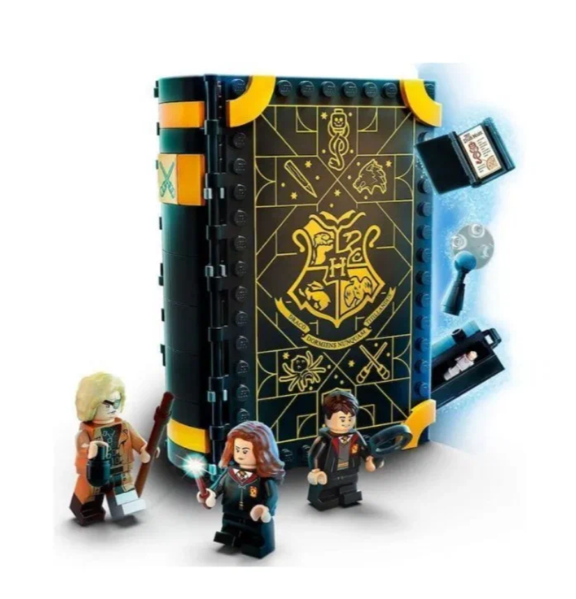 

Конструктор Harry Potter Книга: Учёба в Хогвартсе Урок защиты 87086 257 деталей, Гарри Поттер