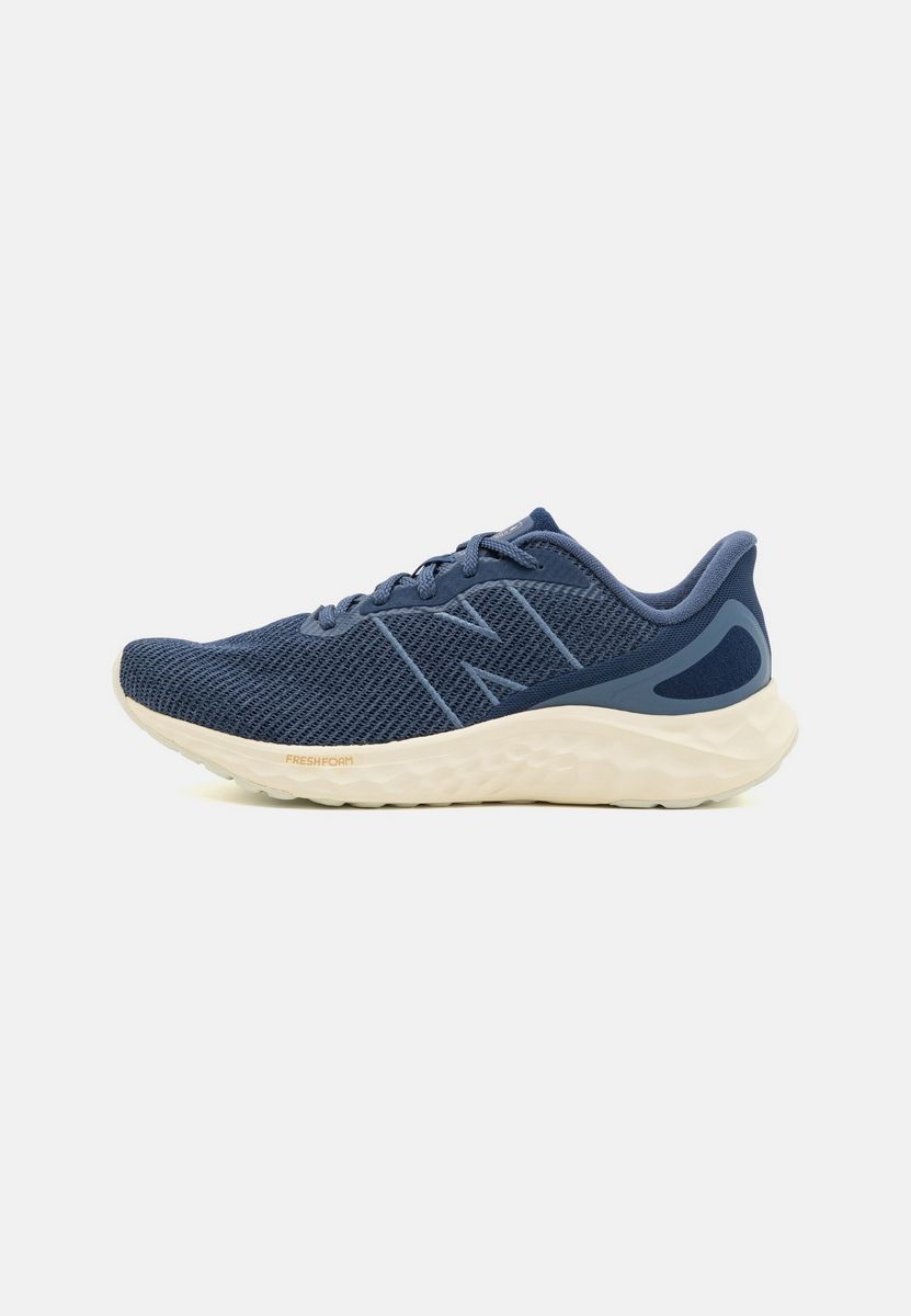 

Кроссовки мужские New Balance NE242A0MQ синие 41.5 EU, Синий, NE242A0MQ