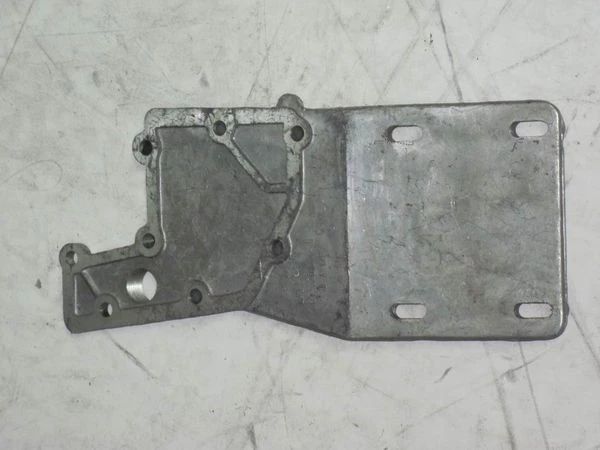 Кронштейн Переднего Редуктора 2123 Шеви (Лопата) Тольятти  2123-2301014