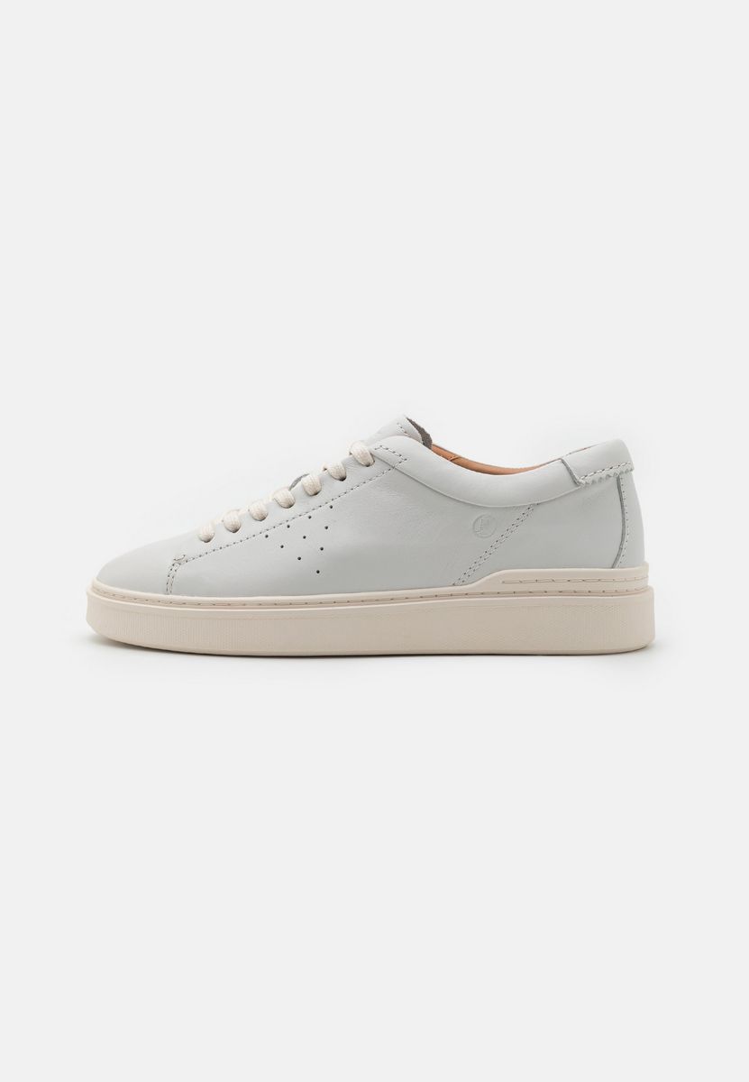 

Кеды мужские Clarks CL112O09J белые 41 EU, Белый, CL112O09J