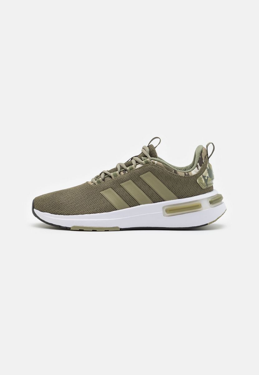 

Кроссовки мужские Adidas ADQ12O04A зеленые 39 1/3 EU, Зеленый, ADQ12O04A