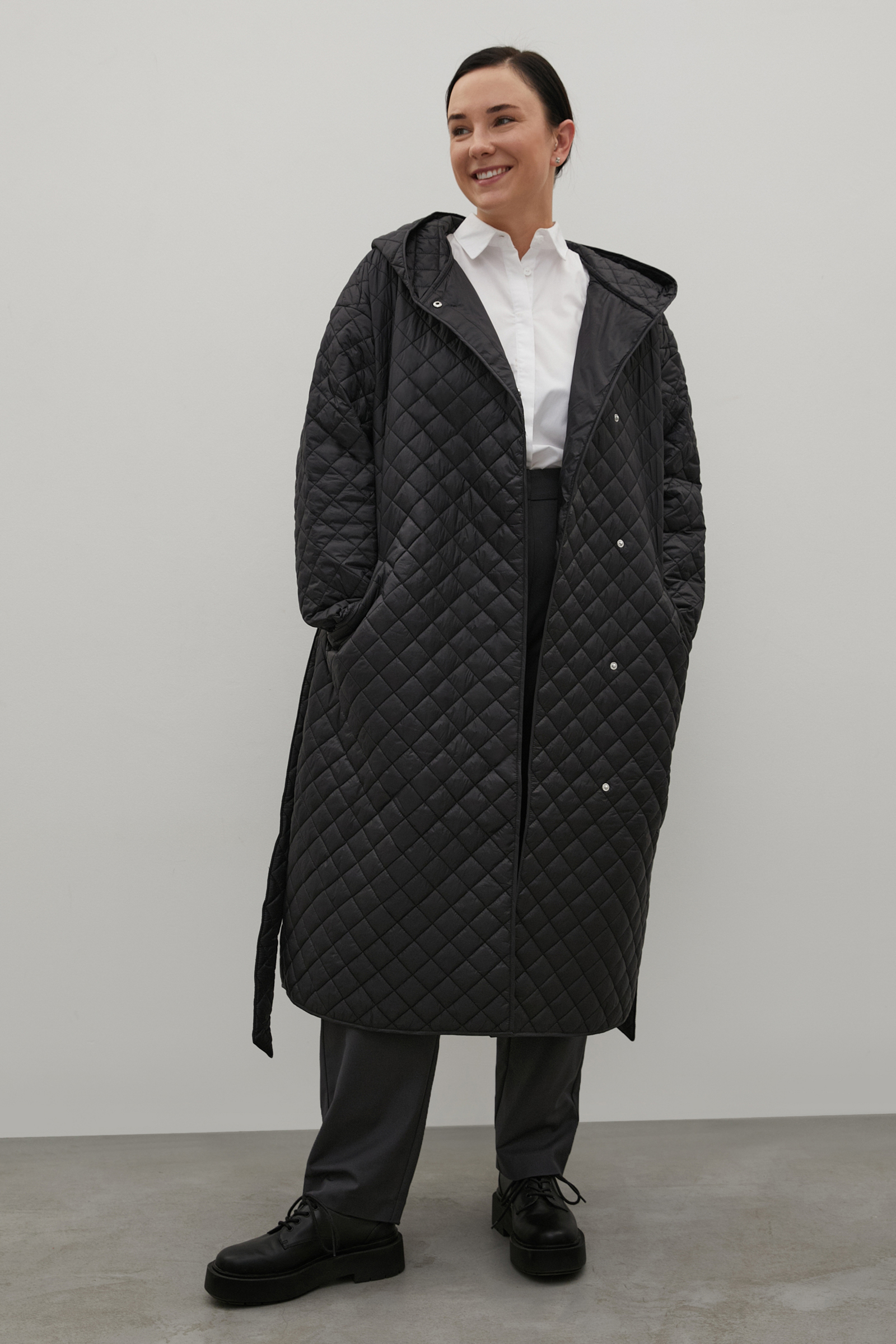 

Пальто женское Finn Flare FAC11095B черное 5XL, FAC11095B