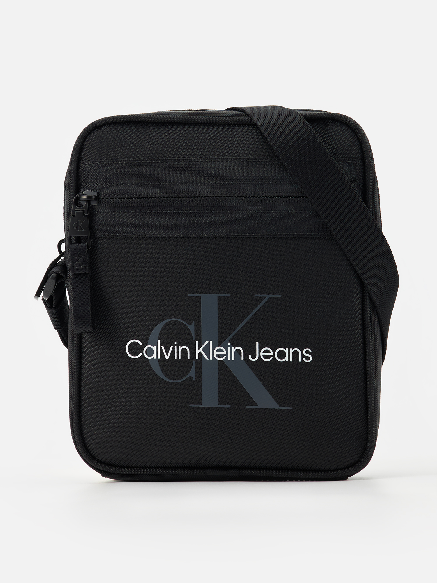 Сумка кросс-боди мужская Calvin Klein Jeans K50K511098 чёрный-BDS 8790₽