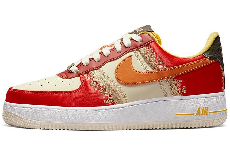 

Кеды унисекс Nike Air Force 1 Low Little Accra красные 41 EU, Красный, Air Force 1 Low Little Accra