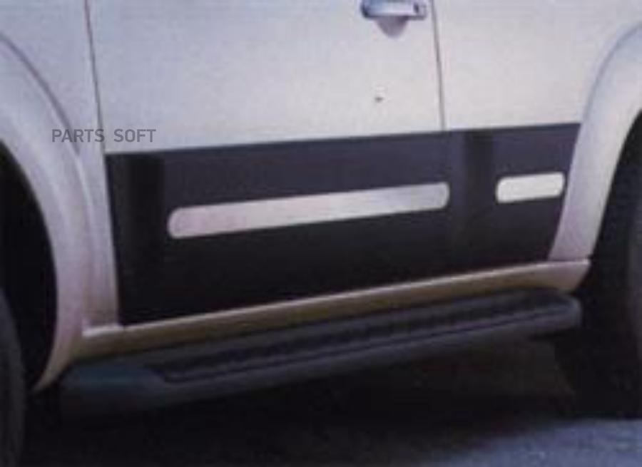

NISSAN KE760EB550 Накладки на задние двери [ORG] 1шт