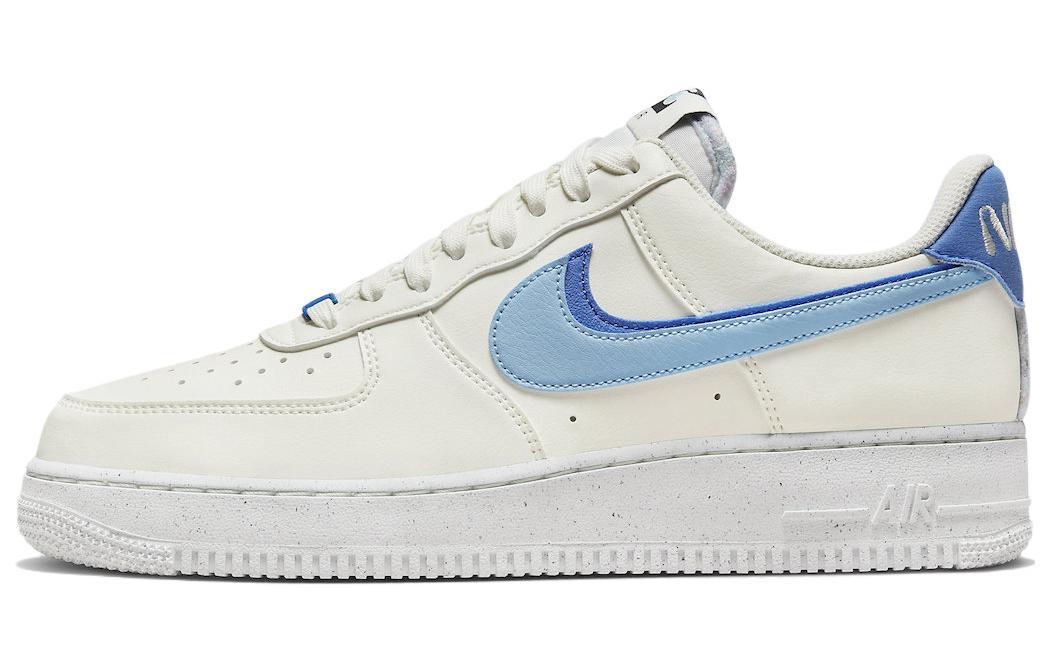 

Кеды унисекс Nike Air Force 1 Low 82 белые 38.5 EU, Белый, Air Force 1 Low 82