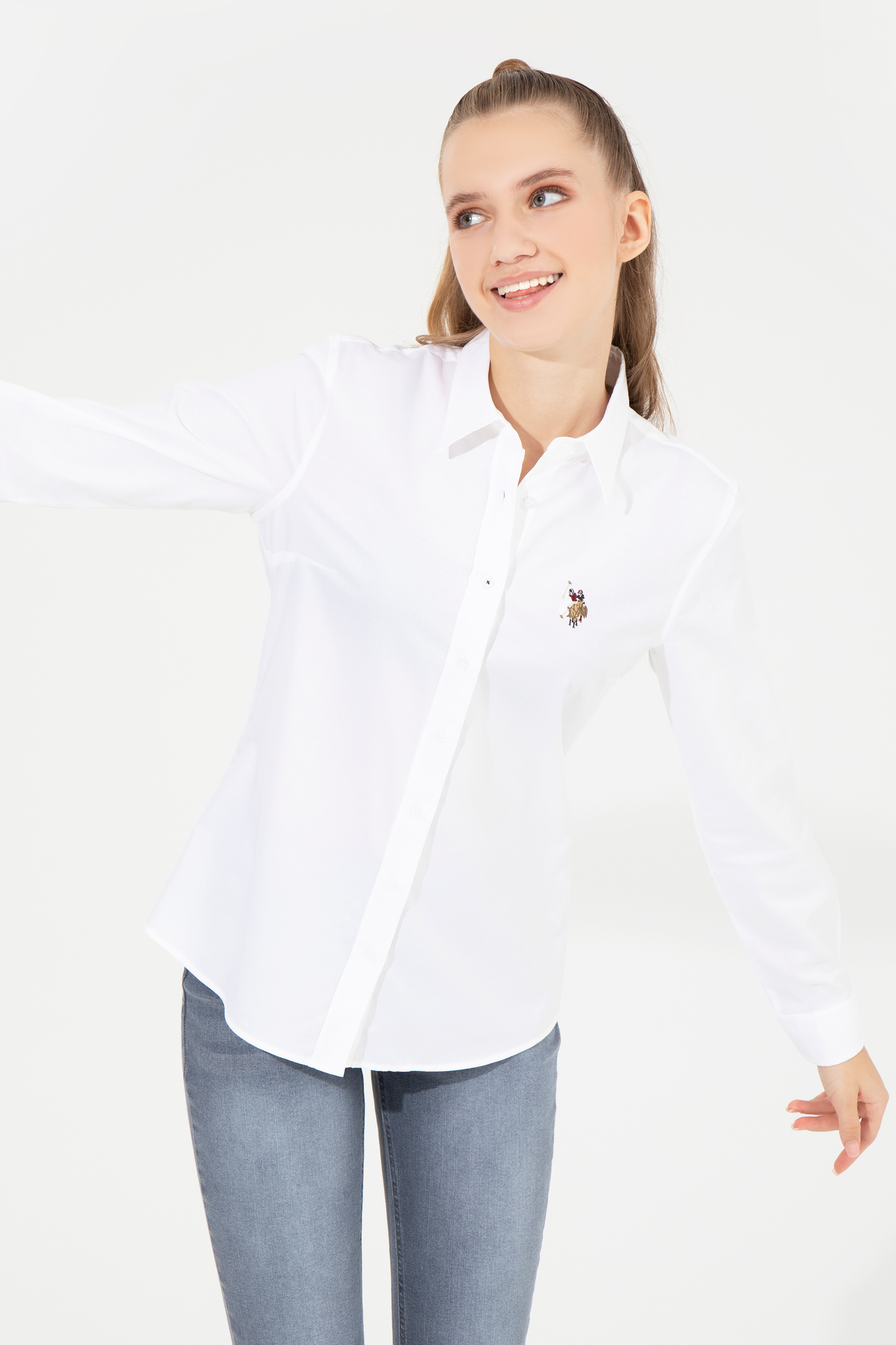 Рубашка женская U.S. Polo Assn. g082sz0040criscolor022k_vr013_32, белая, размер 40