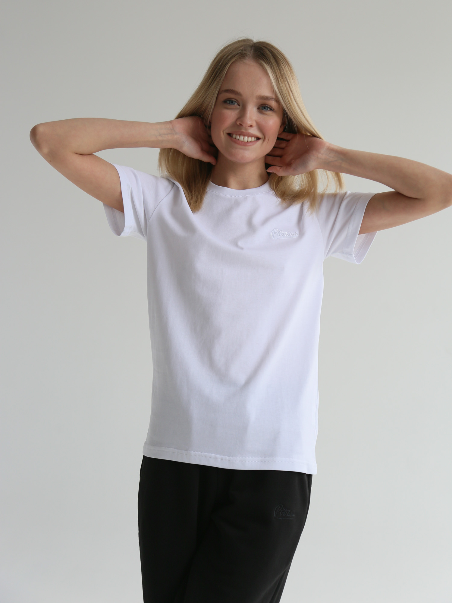

Футболка женская Родина TEE_W-BASE-002 белая M, TEE_W-BASE-002