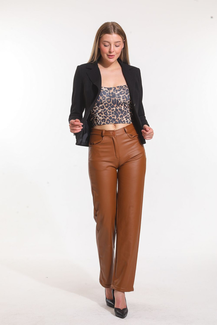 

Брюки женские Sense 134478 коричневые 42 RU (товары доставляются из-за рубежа), 134478