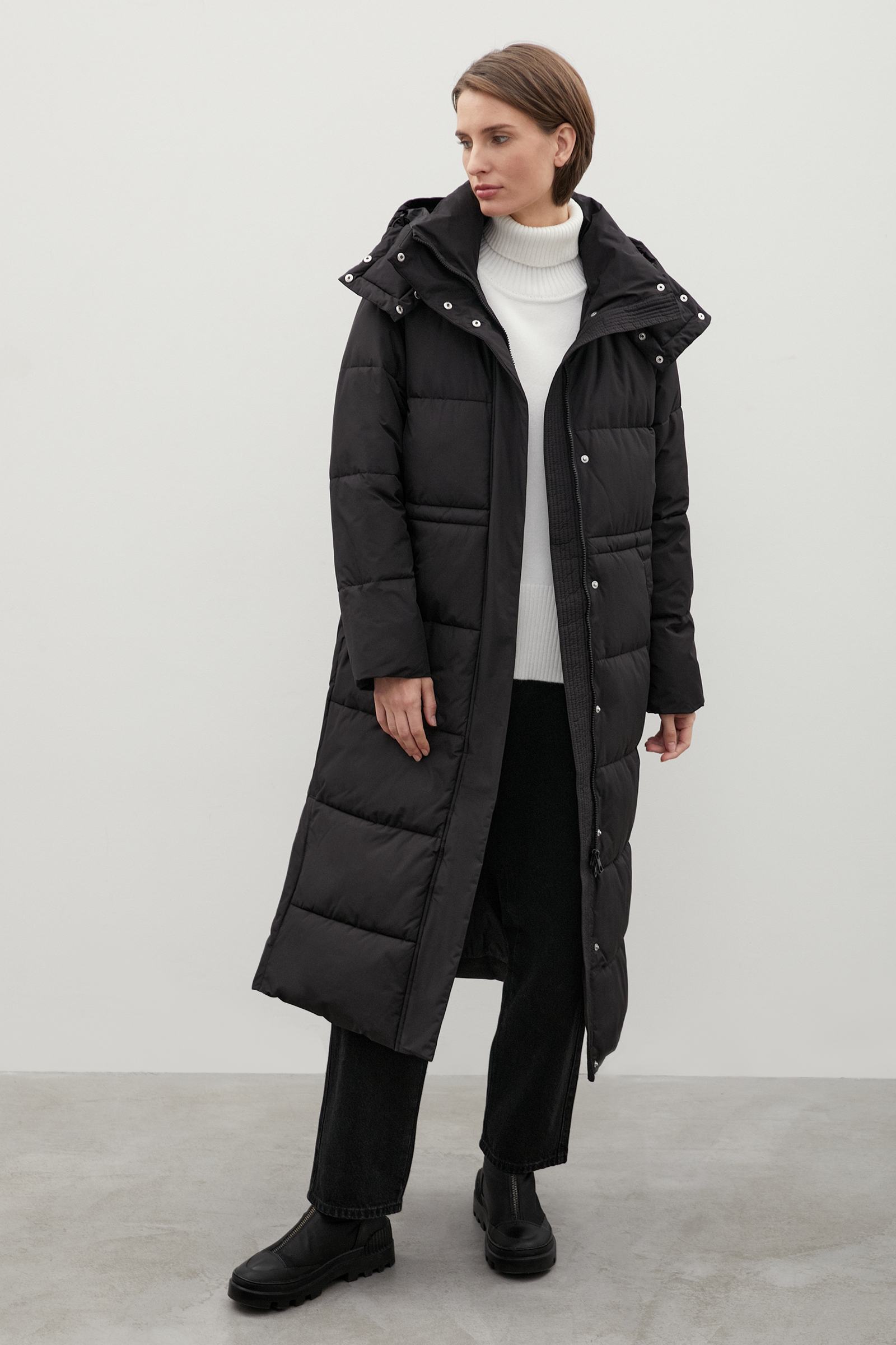 Пальто женское Finn Flare FWC11000 черное XS