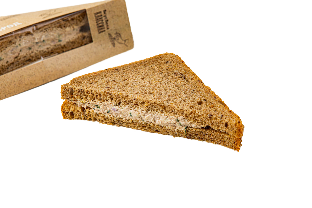 Бутерброд ВкусВилл с тунцом и базиликом 78 г