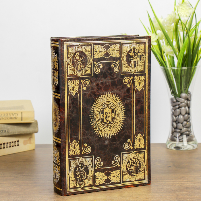 

Сейф-книга дерево "Эпоха искусства" тиснение золотом 26х17х5 см, Коричневый