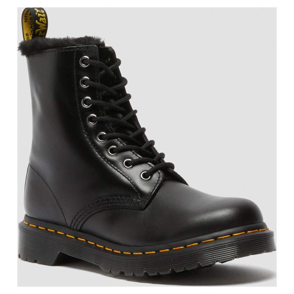 Ботинки женские Dr. Martens 26238021 черные 36 EU