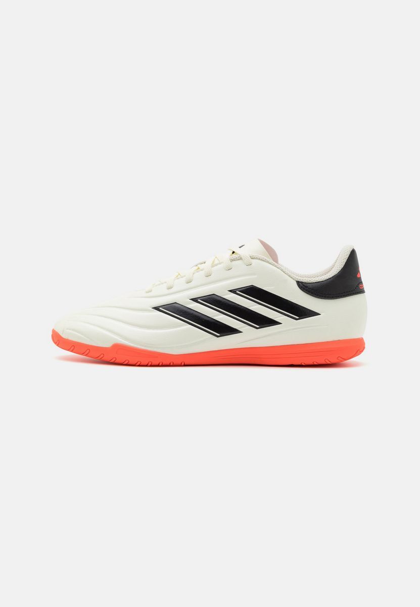 

Кроссовки мужские Adidas AD542A52V белые 39 1/3 EU, Белый, AD542A52V