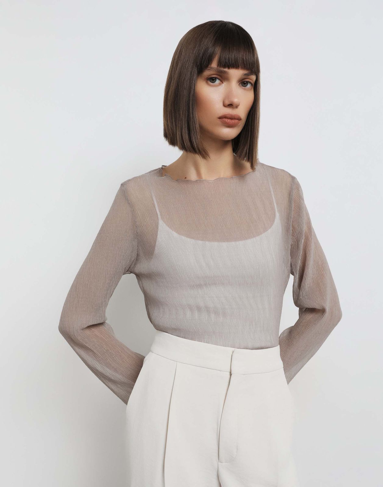 

Лонгслив женский Gloria Jeans GKT024055 серый M/170, GKT024055