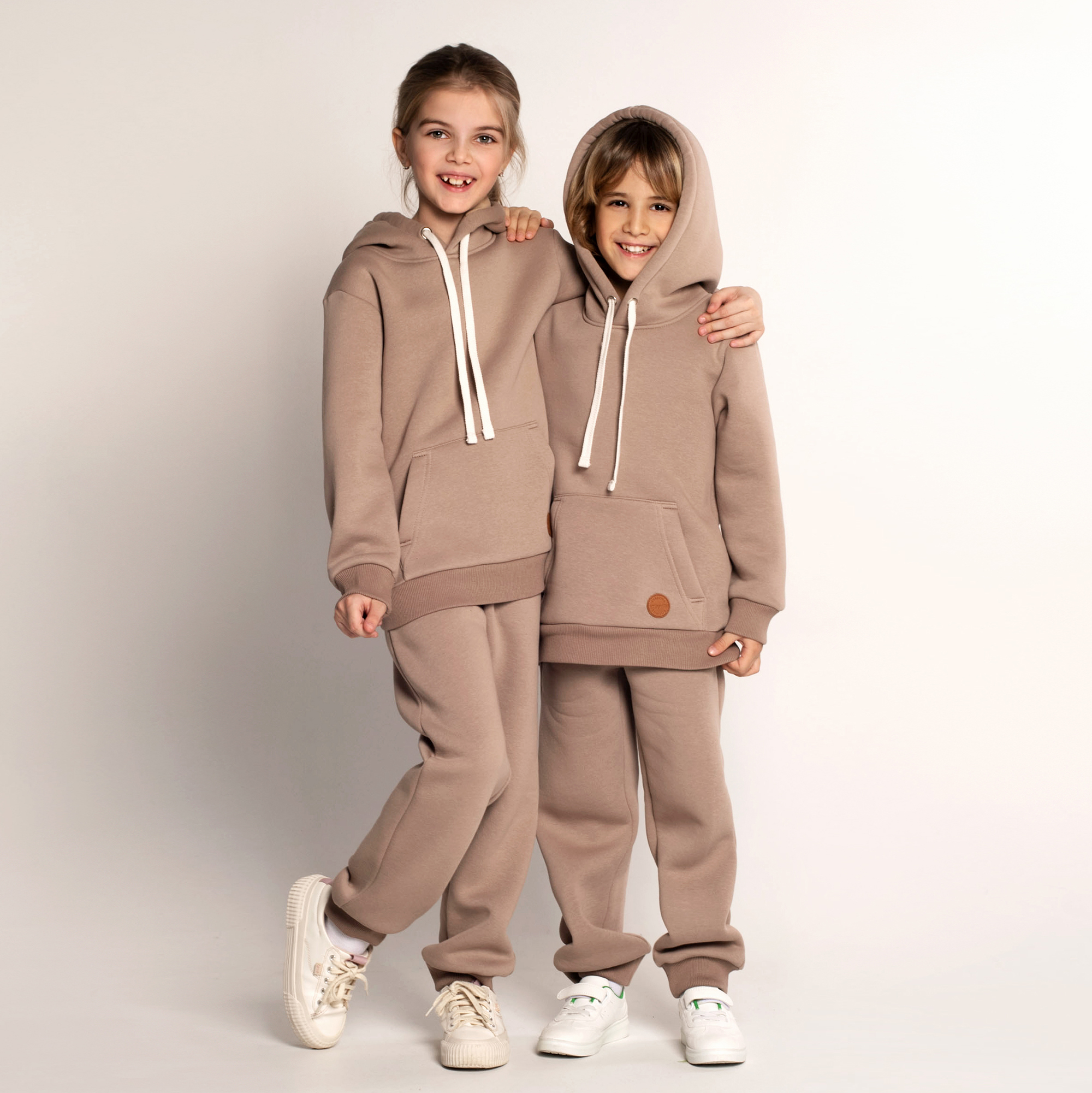 

Костюм спортивный Персона Junior КД, бежевый, 140, КД