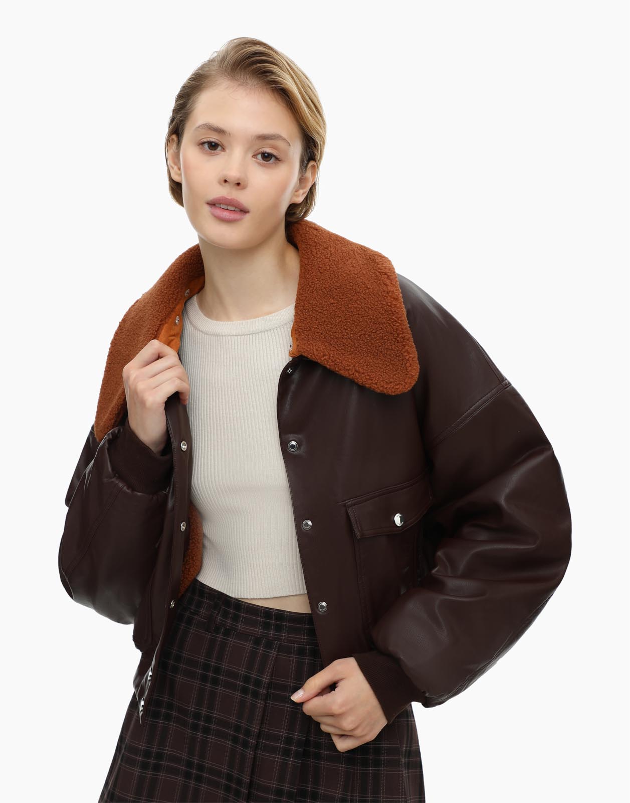Кожаная куртка женская Gloria Jeans GOW003702 коричневая S (40-42)