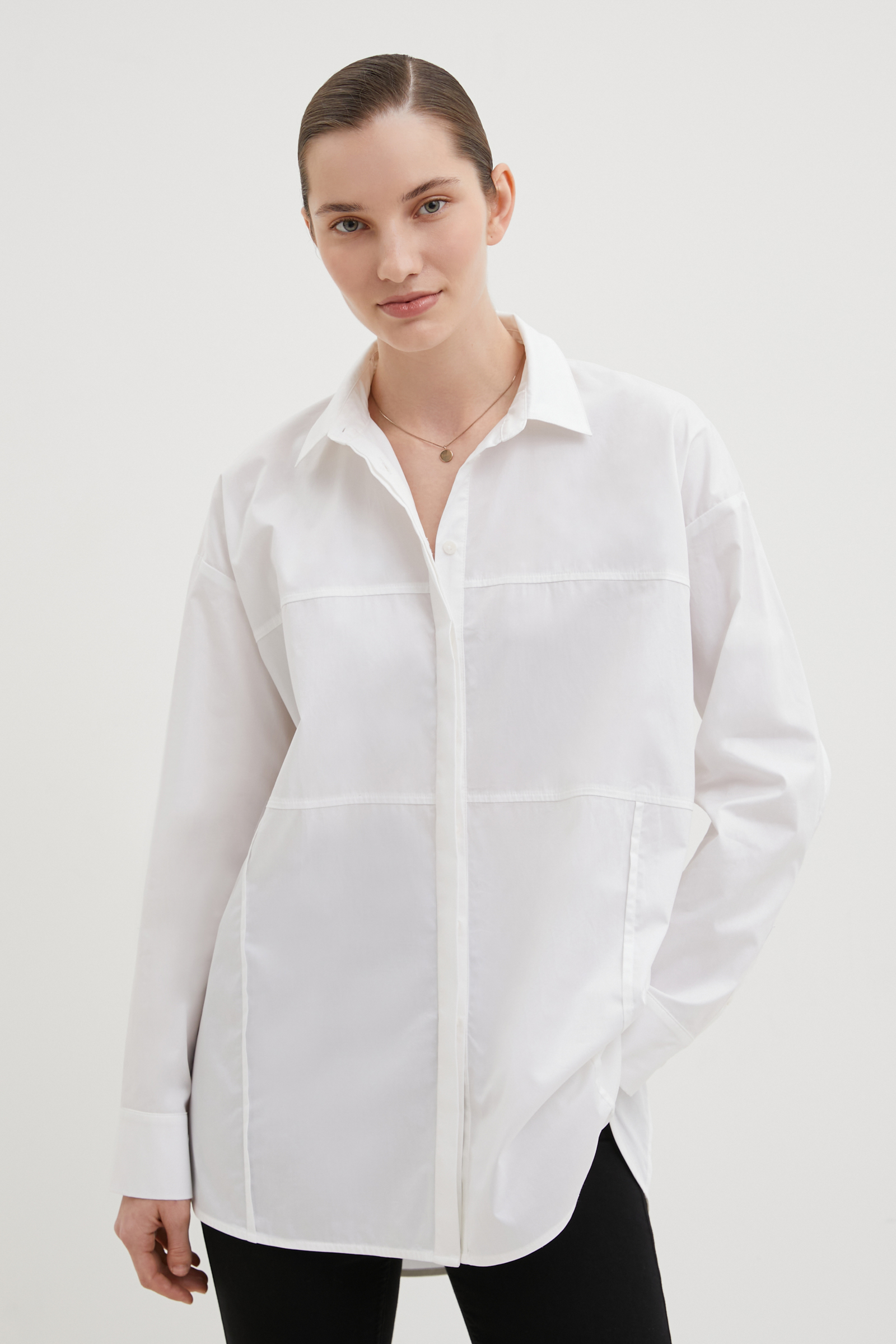 Рубашка женская Finn Flare FBD110133 белая L