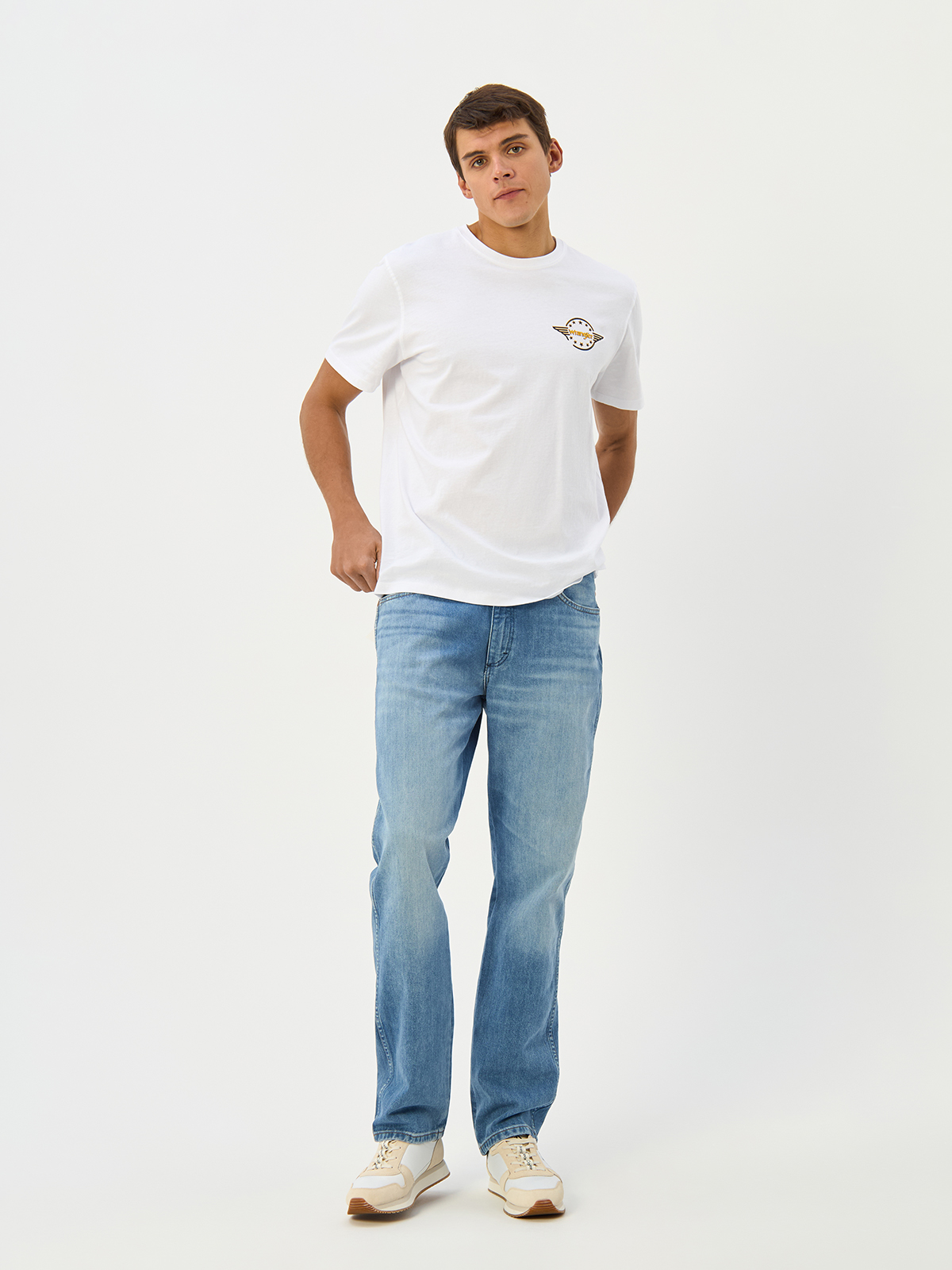 

Футболка мужская Wrangler 112339346 белая L, Белый, 112339346