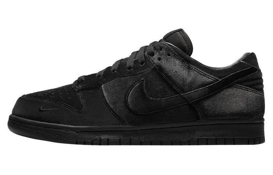 

Кеды унисекс Nike Dover Street Market x Nike Dunk Low Velvet черные 42 EU, Черный, Dover Street Market x Nike Dunk Low Velvet