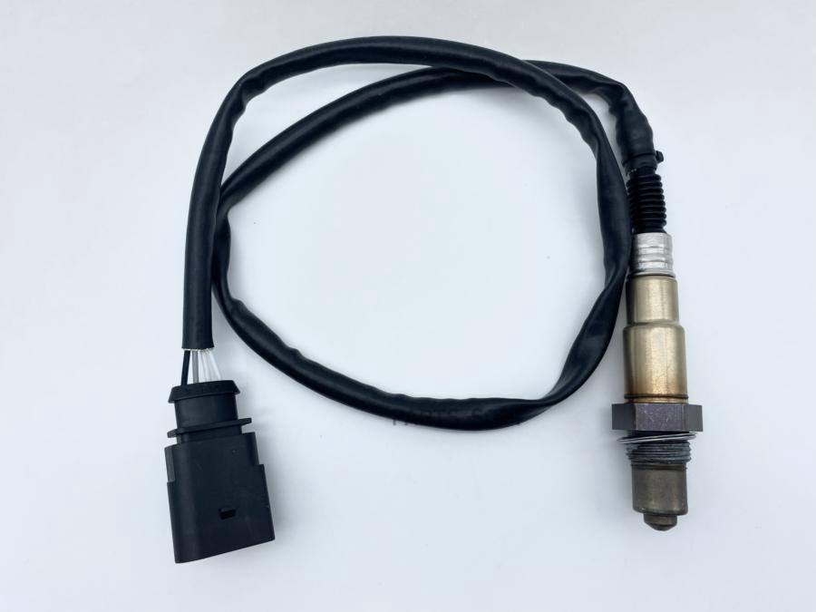 

MAGTECHNIC Датчик кисл. для Audi A3 2.0TFSi 04 VW Golf 2.0/Gti 04