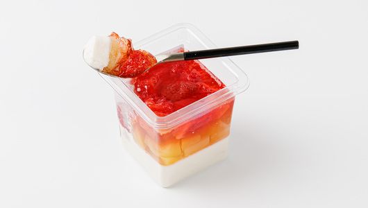 

Десерт ВкусВилл Панна-котта клубника-персик-ананас 190 г