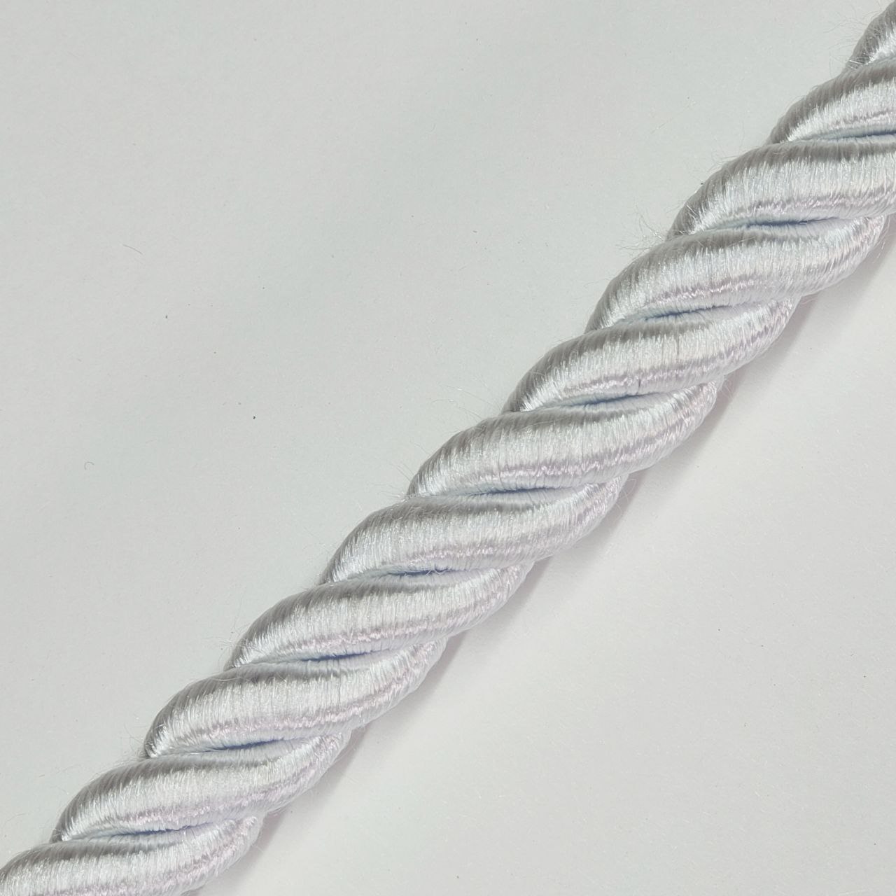

Шнур декоративный idealtex 15Ш-36-0.0 , длина 36 м, диаметр 15 мм, Белый, 15ш0.0