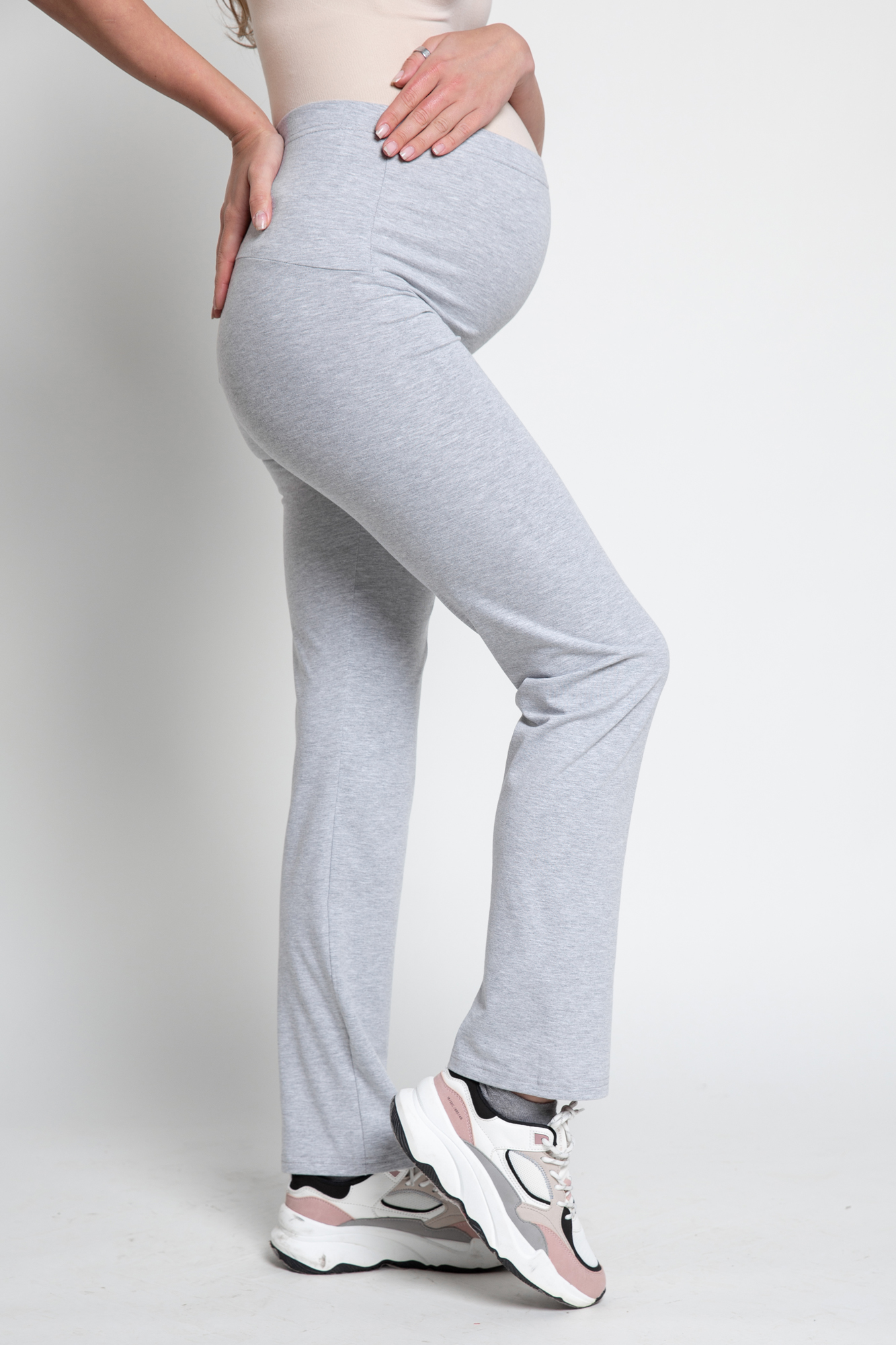 

Брюки для беременных женские Mama's fantasy 01-31522MF серые 40 RU, Серый, 01-31522MF