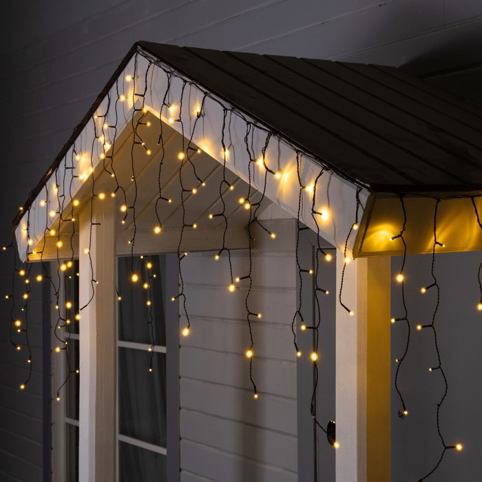 

Гирлянда «Бахрома» 3 x 0.6 м, IP44, УМС, темная нить, 100 LED, свечение теплое белое, мерц