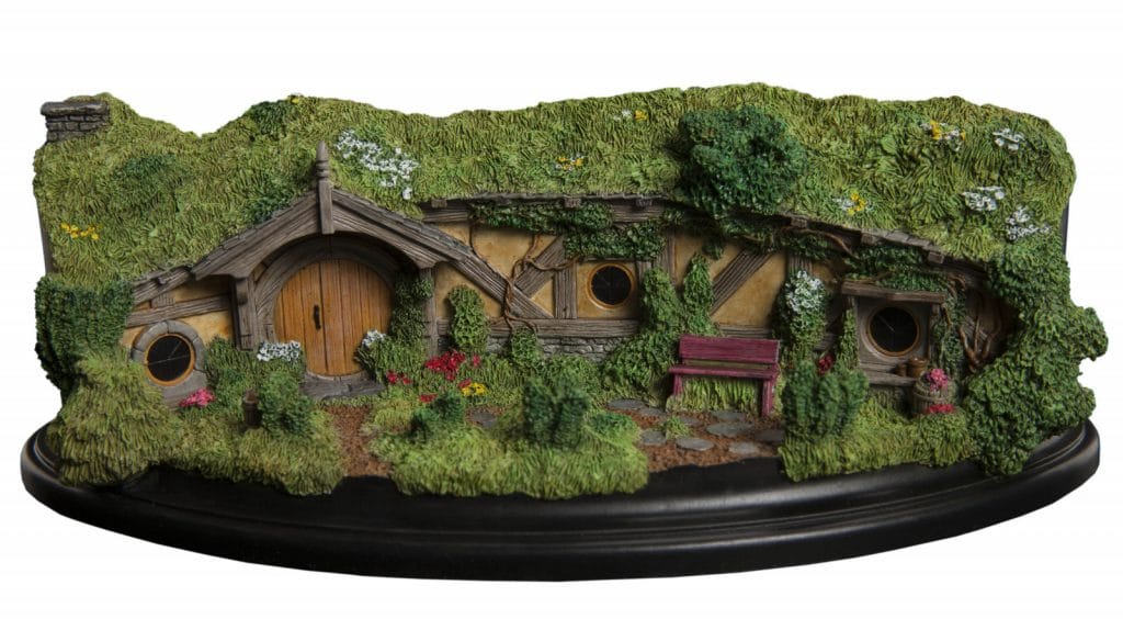 Фигурка в виде домика Weta Workshop The Hobbit: Hobbit Hole 23 Great Garden