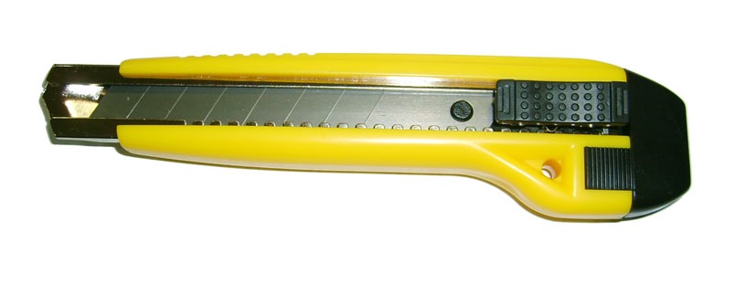 фото Нож канцелярский 18 мм, сегмент, напр, пластик корпус skrab 26714