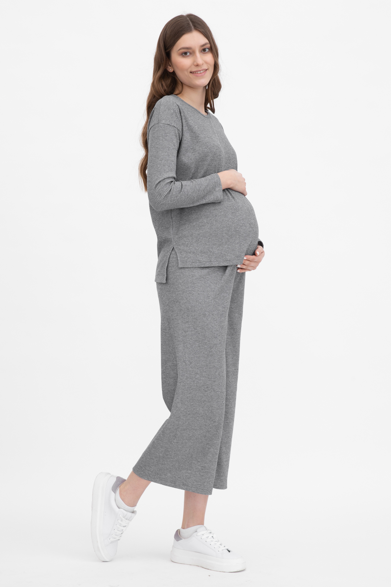 Костюм для беременных женский Magica bellezza 0184а серый 50 RU