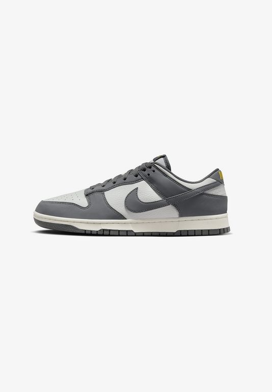 

Кеды мужские Nike NI112O110 серые 39 EU, Серый, NI112O110