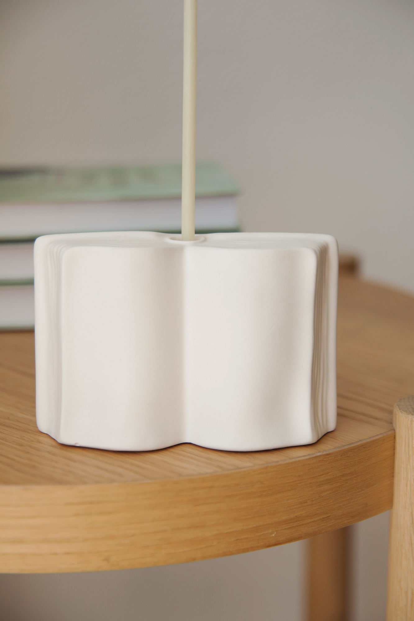 

Подсвечник церковный "Книга" ZAVOD BETON для церковных свечей, Белый