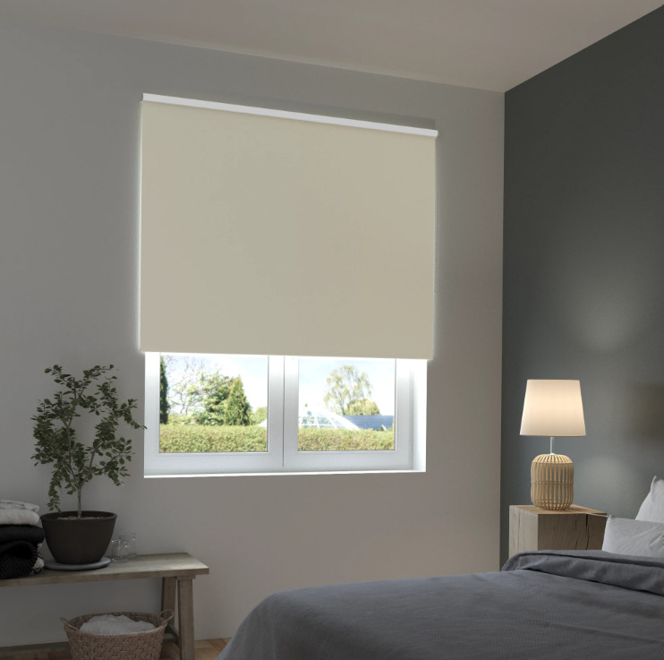 

Штора рулонная блэкаут Inspire Santos 70x160 см экрю Cream, Santos