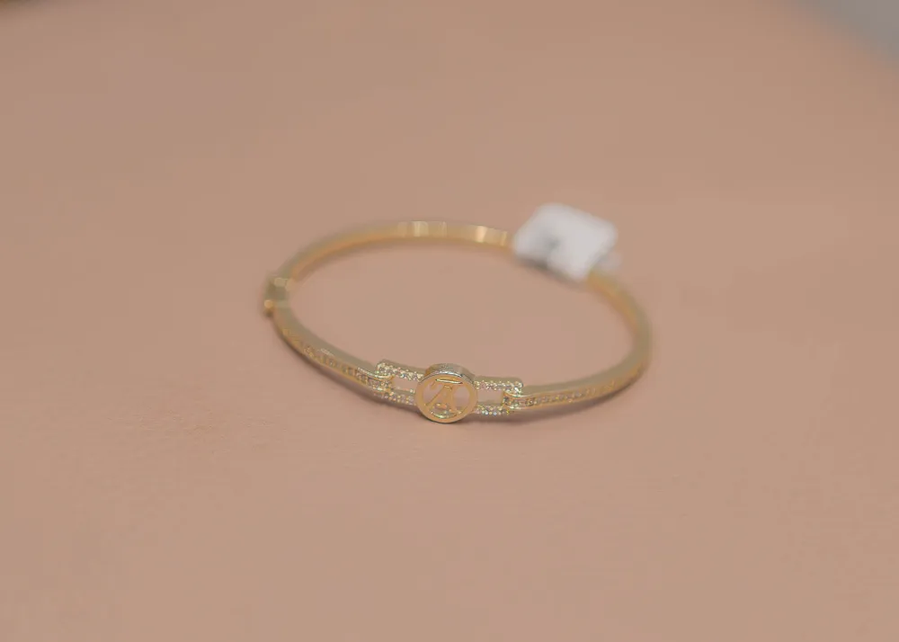

Браслет из бижутерного сплава р.17 Jewelry Bracelet lv, фианит, lv