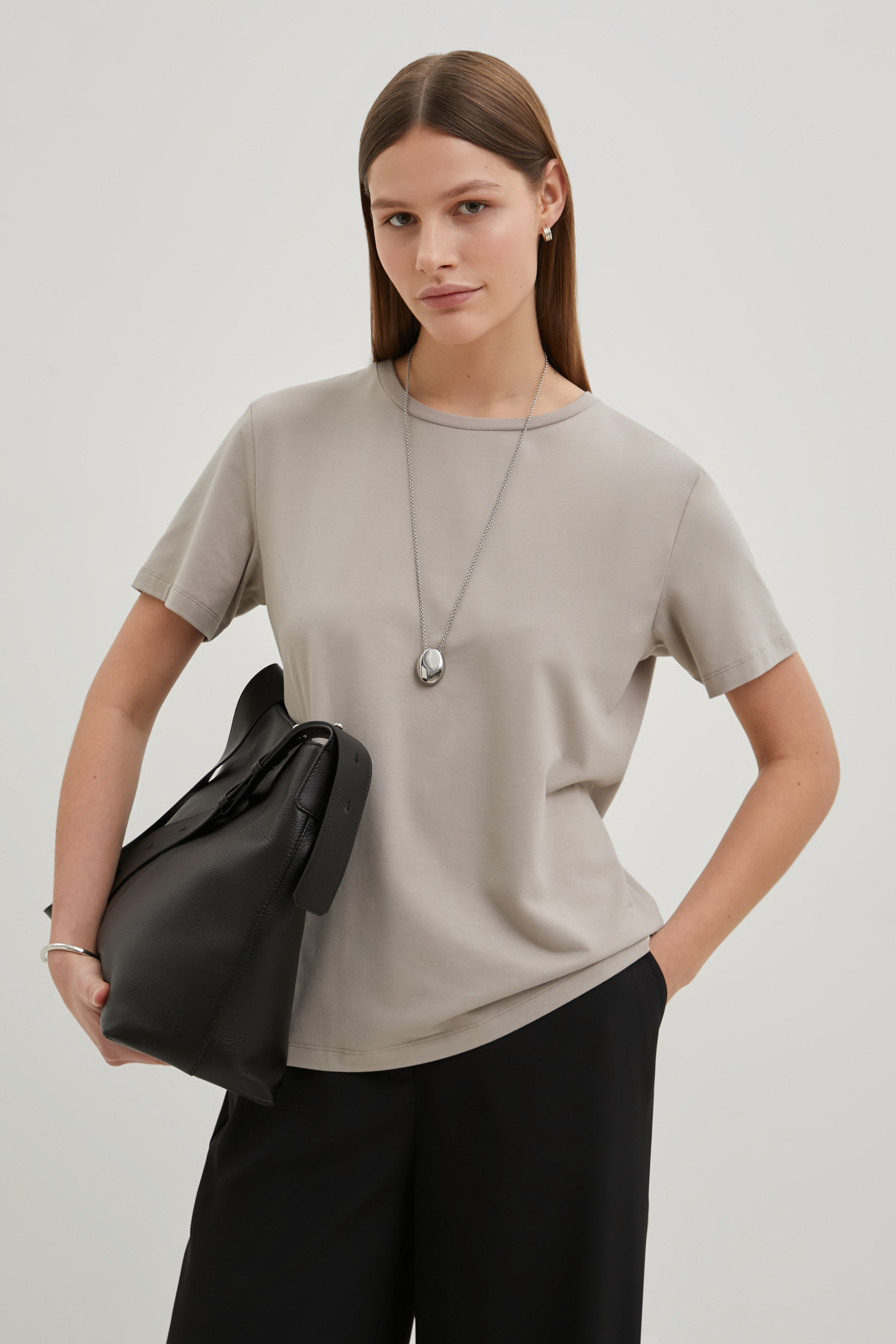 

Футболка женская Finn Flare BAS-100154 серая L, Серый, BAS-100154