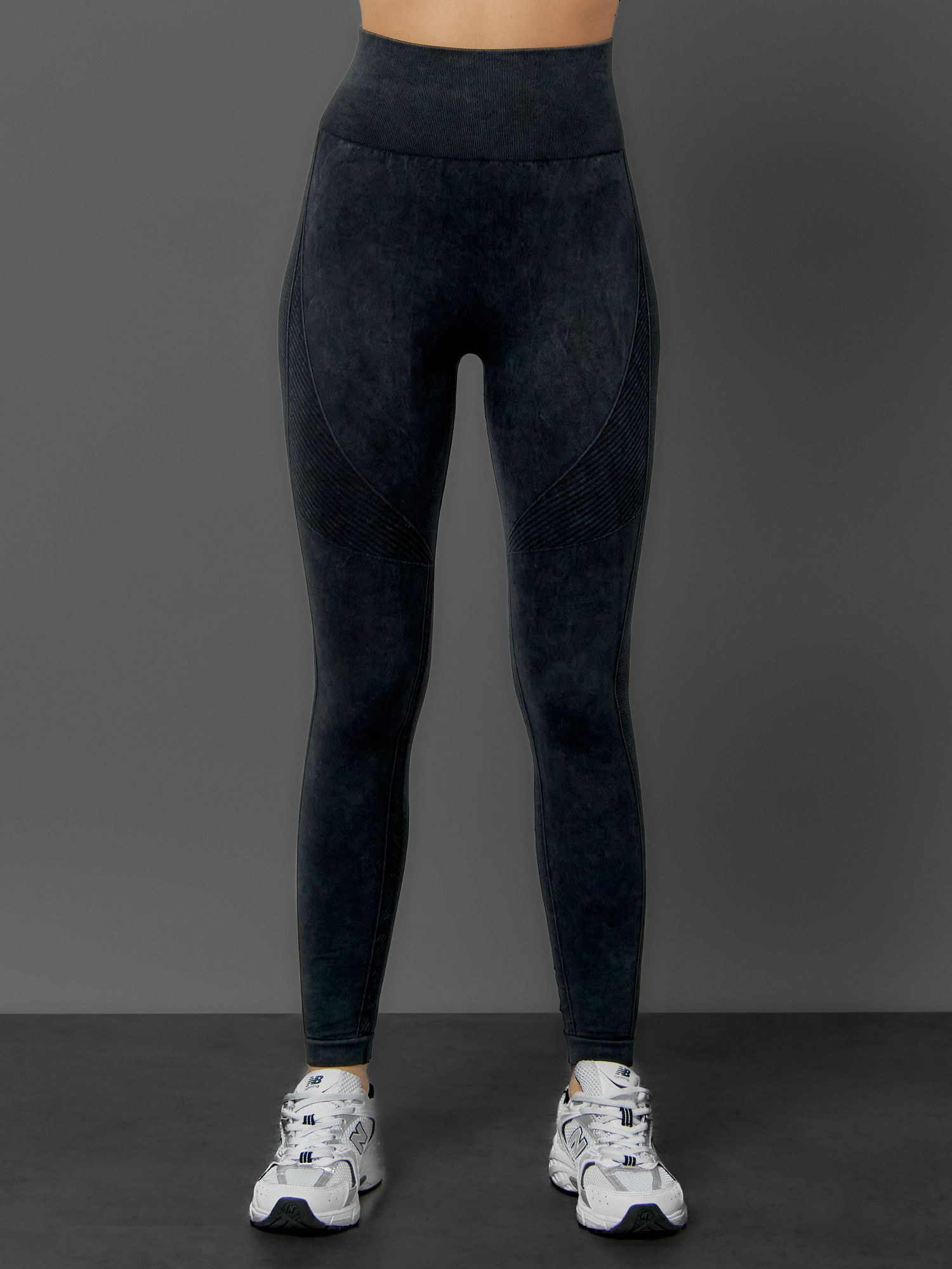 

Спортивные леггинсы женские NoBrand OI-1002 серые M, Серый, OI-1002