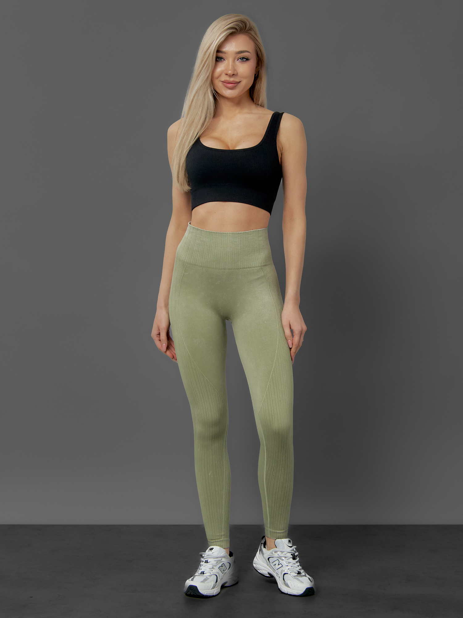 

Спортивные леггинсы женские NoBrand OI-1001 хаки M, OI-1001