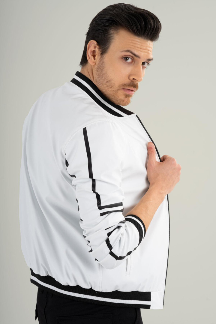 

Куртка мужская Deri Company BD02779 белая XL (товары доставляются из-за рубежа), Белый, BD02779