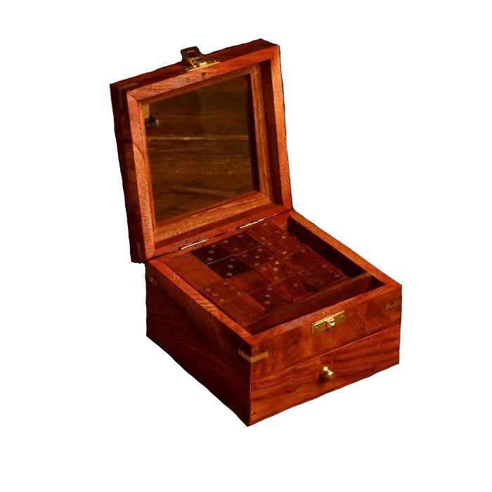 

Набор игр 3 в 1 Командор дерево (крестики-нолики, кости, домино) 675018