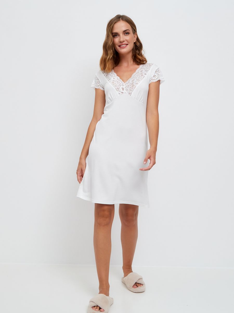

Ночная сорочка женская Jolie Femme J188/035 белая 44 RU, J188/035