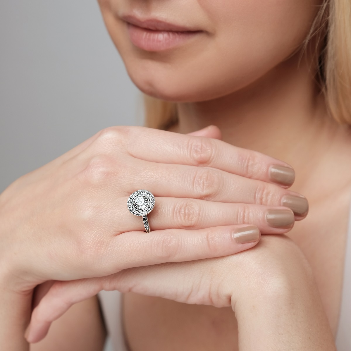 

Кольцо р 17 Jenavi d4763000