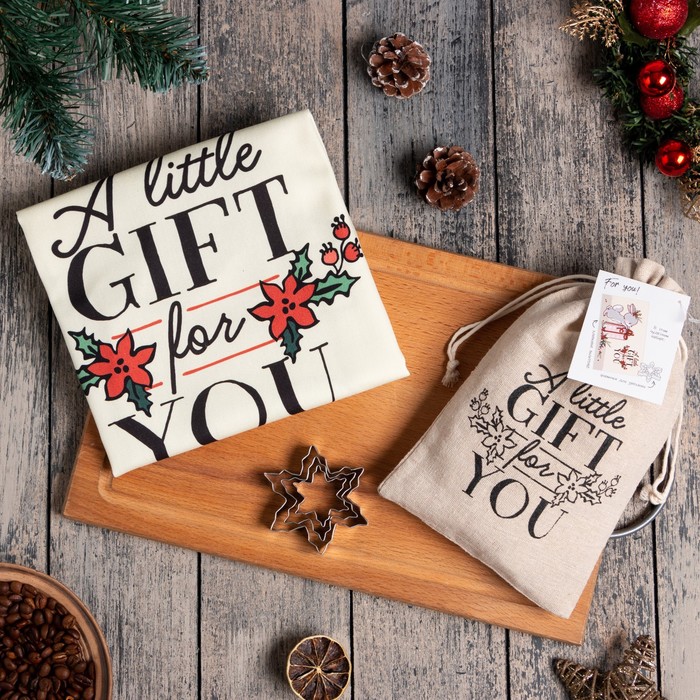 фото Этель набор в мешочке этель little gift: полотенце 40х73 см, формочки для запекания - 3 шт