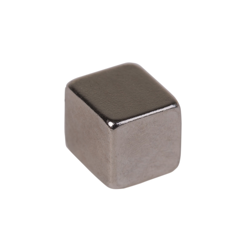 Неодимовый магнит Rexant куб 5х5х5мм сцепление 0,95 кг (упаковка 16 шт)/72-3205
