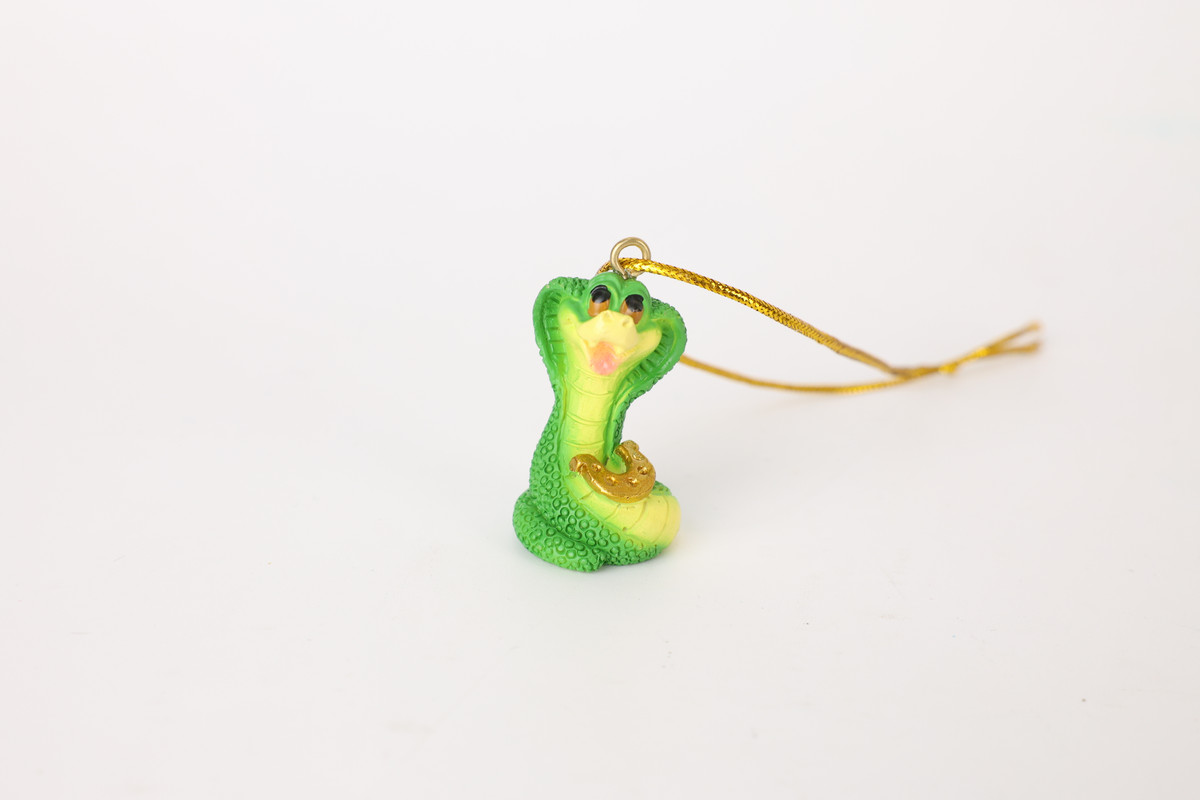 Фигурка подвесная Символ Года 2025 Змея с подковой, 3,5 см, KR91-4-2