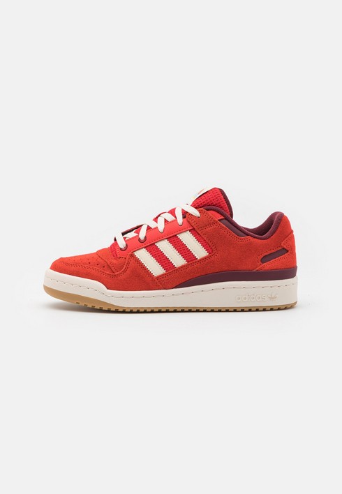 

Кеды мужские Adidas Originals Forum Unisex красные 42 EU (доставка из-за рубежа), Красный, Forum Unisex